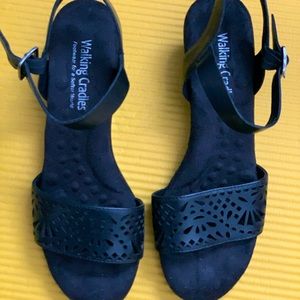 Black wedge sandals 6N